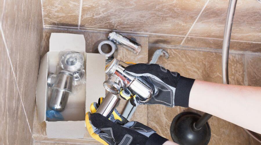 Expert Emergency Roof Repairs services in Prague, NE